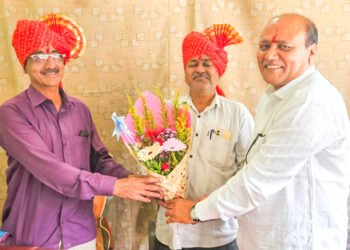 मैन्दरगे यांची चेअरमन, तर जाधवर यांची व्हाईस चेअरमनपदी निवड