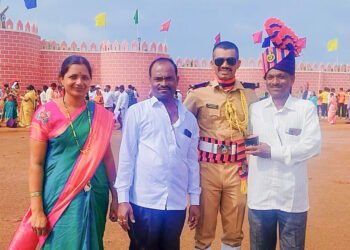 पाणी सोडणाऱ्या कंत्राटी कामगाराचा मुलगा पोलीस अंमलदार