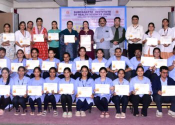 मौन व वाचनाने मिळते विद्यार्थ्यांतील एकाग्रता वाढण्यास चालना