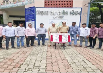 अल्पवयीन मुलाने मध्यप्रदेशातून आणलेली तीन पिस्टल्स जप्त