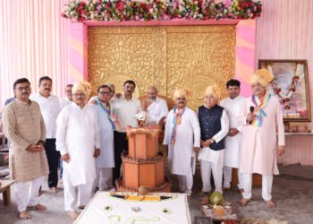 हाइड पार्क जैन संघ में प. पु. दर्शनप्रभाश्रीजी आदि ठाणा का चातुर्मासार्थ भव्य प्रवेश