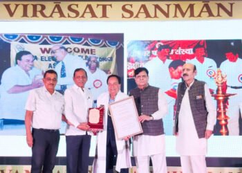 विलास शाह इनको समाज रत्न सम्मान