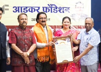 समाजाला ज्ञानाधारित प्रकाशवाटेची गरज