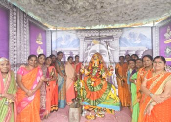 शारदीय नवरात्र उत्सवात महिलांचा उत्साह ओसंडून वाहिले