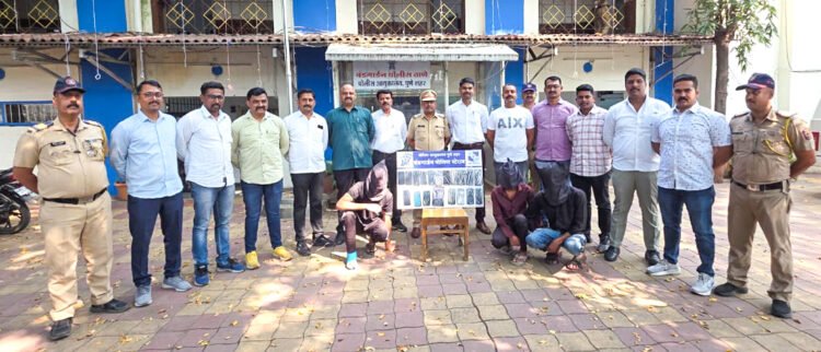 मोबाईल चोरट्यांकडून १९ मोबाईल हस्तगत 1 22 10 25