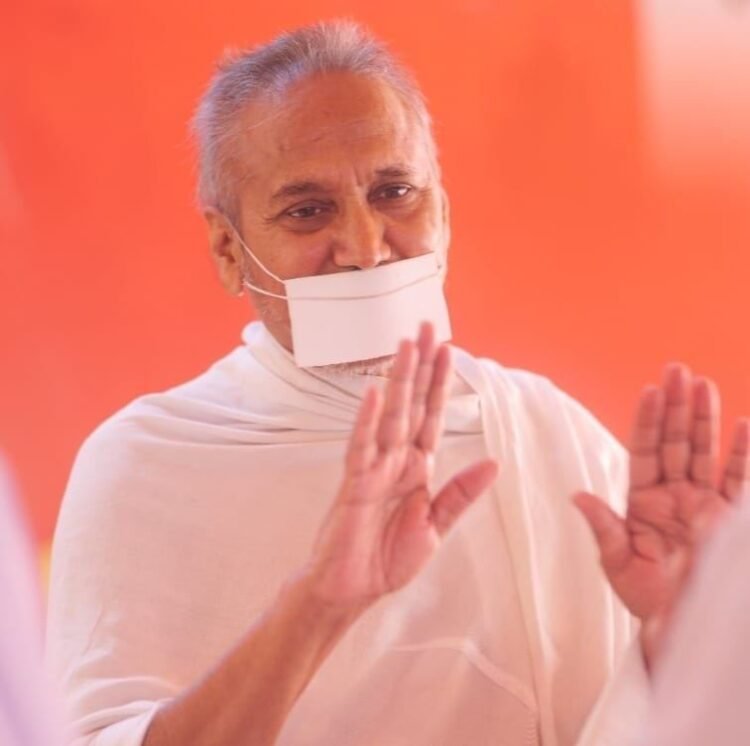 दृष्टि भव्य और उदात्त रखें : प. पू. प्रवीणऋषिजी म. सा. 1 402606641 901010468050409 4439190638996973004 n 1