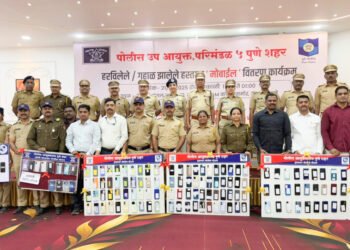 १७१ नागरिकांना त्यांचे हरवलेले मोबाईल परत
