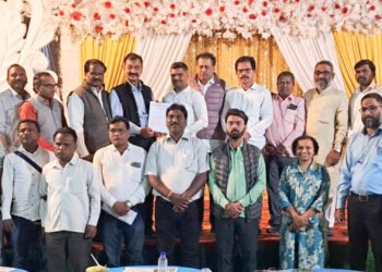 पुणे शहरात मराठी पत्रकार परिषद संघटन भक्कम करा : एस. एम. देशमुख 6 पुणे शहरात मराठी पत्रकार परिषद संघटन भक्कम करा : एस. एम. देशमुख