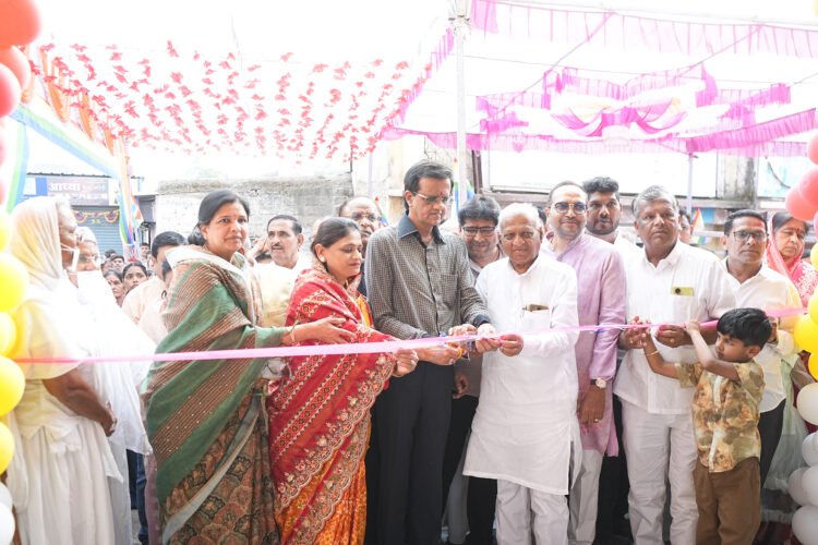 स्व. सौ. कमलाबाई रसिकलालजी धारीवाल जैन स्थानक का भव्य उद्घाटन 1 06 01 25 2