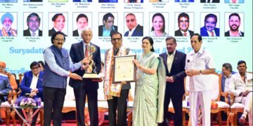 प्रकाश गांधी इनको सूर्यदत्त राष्ट्रीय जीवनगौरव पुरस्कार