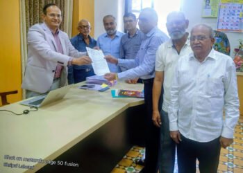 भगवान महावीर जन्मकल्याणक दिनी सुट्टी न देणाऱ्या शाळांवर कारवाई करण्याची मागणी