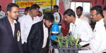 भूम येथे जिल्हास्तरीय खवा खरेदीदार–विक्रेता संमेलन व केळी पीक परिसंवाद उत्साहात संपन्न