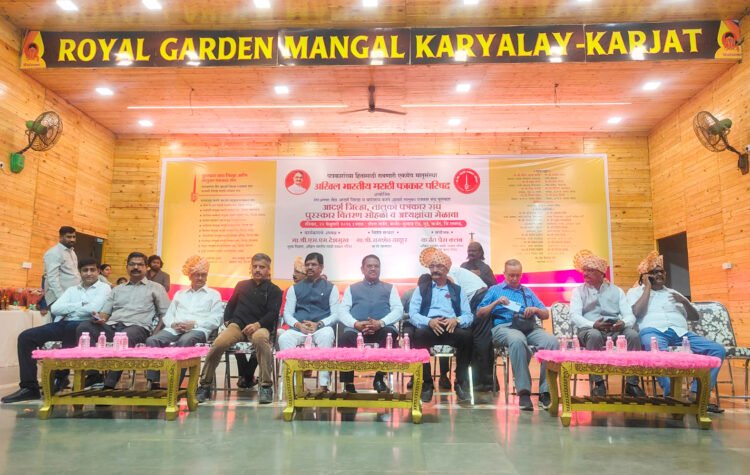 नव्या तंत्रज्ञानाचे ज्ञान आत्मसात करत शोध पत्रकारिता अखंड सुरू ठेवा : हेमंत देसाई 1 25 02 26