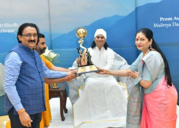 सूर्यदत्ततर्फे प्रेमावतार मैत्रीबोध दादाश्रींना ‘ग्लोबल लाईफ टाइम अचिव्हमेंट’ व ‘ग्लोबल पीस ॲम्बेसेडर’ पुरस्कार