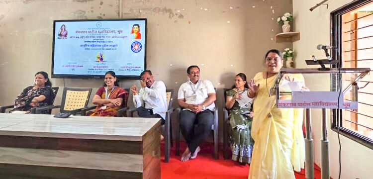 आधुनिक महिलांसमोरील आव्हानांवर डॉ. ज्योती डुंगरवाल (मांडोत) यांचे मार्गदर्शन 1 09 03 26 4