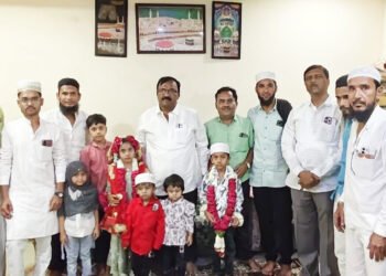 रमजान महिन्यात चिमुकल्यांचा पहिला रोजा सोडण्याचा सोहळा उत्साहात संपन्न 7 रमजान महिन्यात चिमुकल्यांचा पहिला रोजा सोडण्याचा सोहळा उत्साहात संपन्न