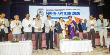 प्रा. पल्लवी चौधरी यांना “वुमन फार्मासिस्ट ऑफ द इयर” पुरस्कार