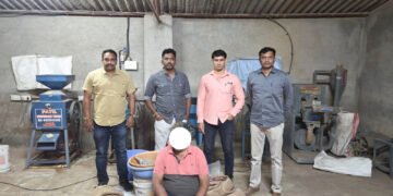 अंमली पदार्थ मिश्रित पावडर बनविणाऱ्या कारखान्यावर छापा