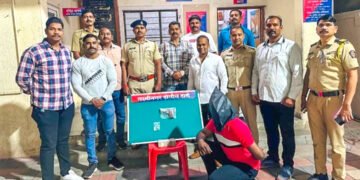 लक्ष्मीनगर पोलिसांनी तरुणाकडून देशी पिस्टल व जिवंत काडतूस जप्त