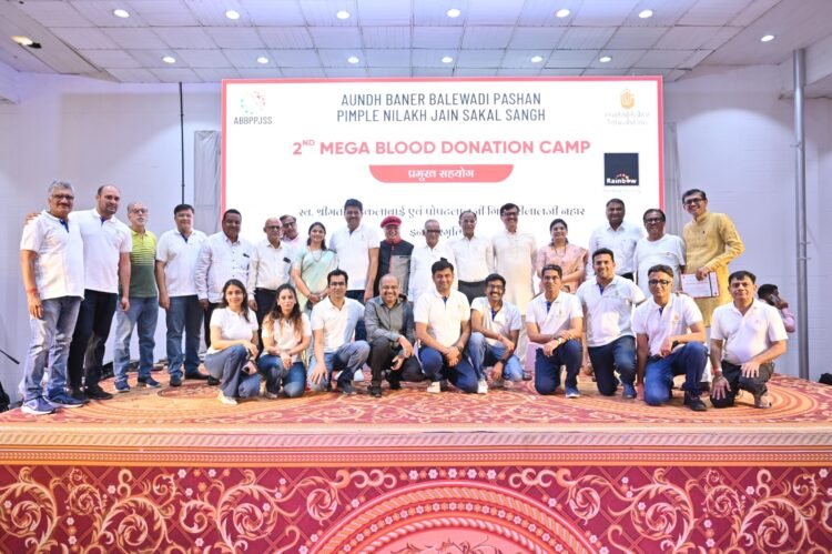 औंध-बाणेरमध्ये मेगा रक्तदान शिबिरात ८५१ जणांनी केले रक्तदान 1 31 3 26 2 2