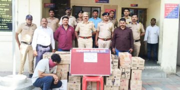 स्कॉर्पिओ कारमधून विदेशी दारूची वाहतूक