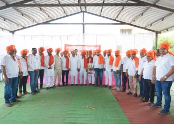 दि बार्शी मर्चंट्स असोसिएशनच्या नूतन संचालकांचा उत्साहात सत्कार