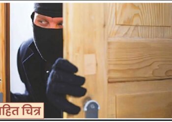 व्यावसायिकाच्या कार्यालयातून दहा लाखांची रोकड चोरी